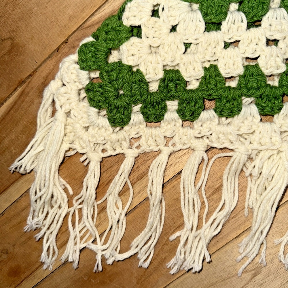 Vtg GROOVY 70s Crochet Granny Square Poncho - Green Cream Fringe | Handmade Boho - Picture 10 of 11